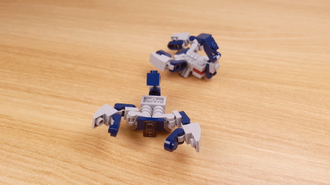 Micro transformer combiner mech - Scorpy
 1 - transformation,transformer,LEGO transformer