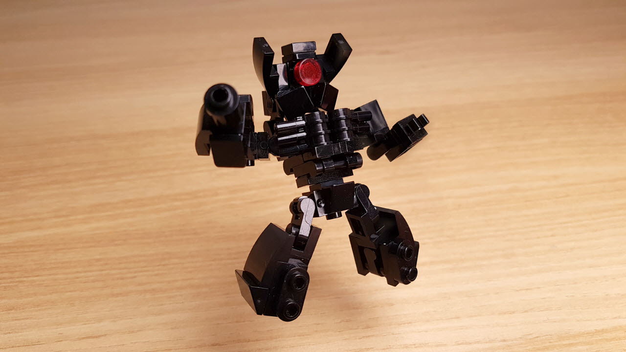 Red one eye (similar with Shockwave)
 2 - transformation,transformer,LEGO transformer