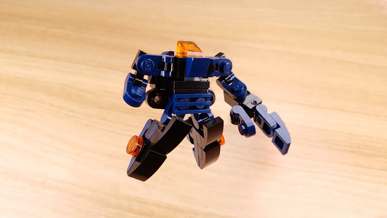 Micro shark type transformer robot - Shark Knight
 1 - transformation,transformer,LEGO transformer
