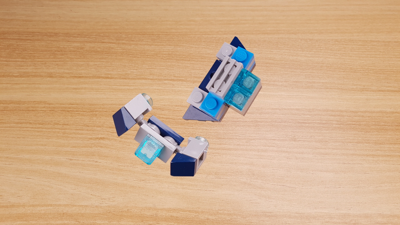 Micro transformer-combiner mech - Junior
 2 - transformation,transformer,LEGO transformer