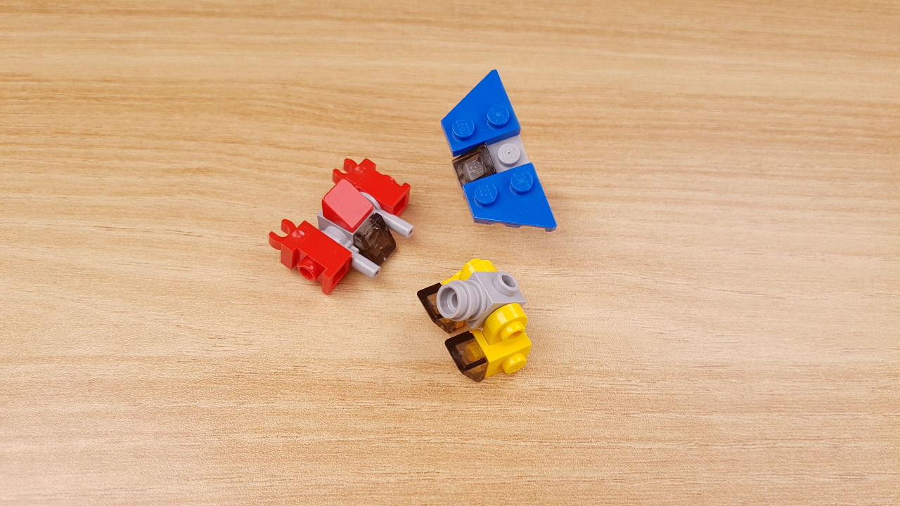 23個のパーツで作れるミニ合体ロボ - 「モンスタースレイヤー」
 4 - 変身,変身ロボ,レゴ変身ロボ