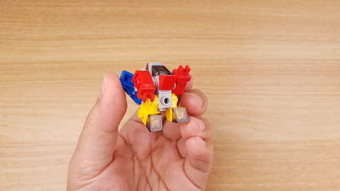 Micro transformer mech - Monster Slayer 1 - transformation,transformer,LEGO transformer