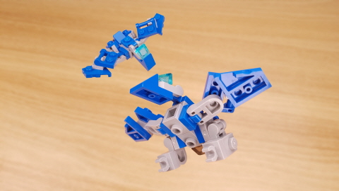 Micro brick Pteranodon transformer mech - BigFoot 4 - transformation,transformer,LEGO transformer