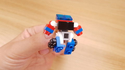 Micro brick trailer truck transformer mech - Trailer Boy 2 - transformation,transformer,LEGO transformer
