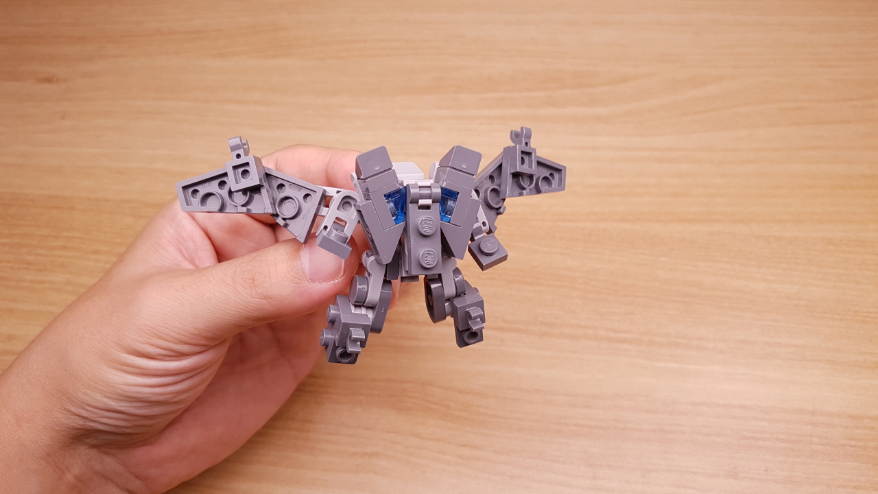 Micro brick transformer mech - Twin Heads
 1 - transformation,transformer,LEGO transformer