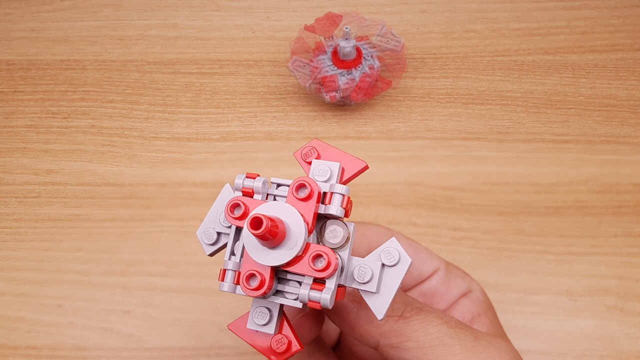 Micro brick Spinning Top transformer mech - Spinny Boom
 2 - transformation,transformer,LEGO transformer
