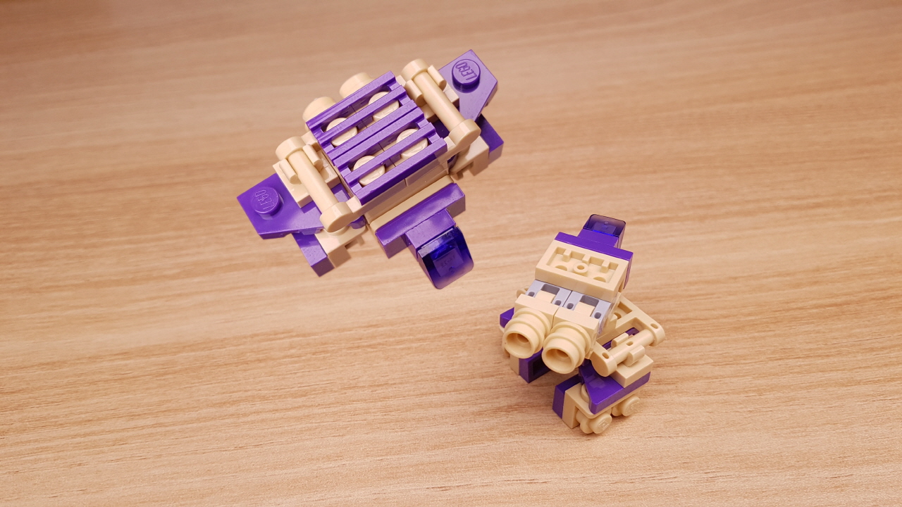 Micro LEGO brick Triple Changer transformer mech - Wing Tank
 2 - transformation,transformer,LEGO transformer