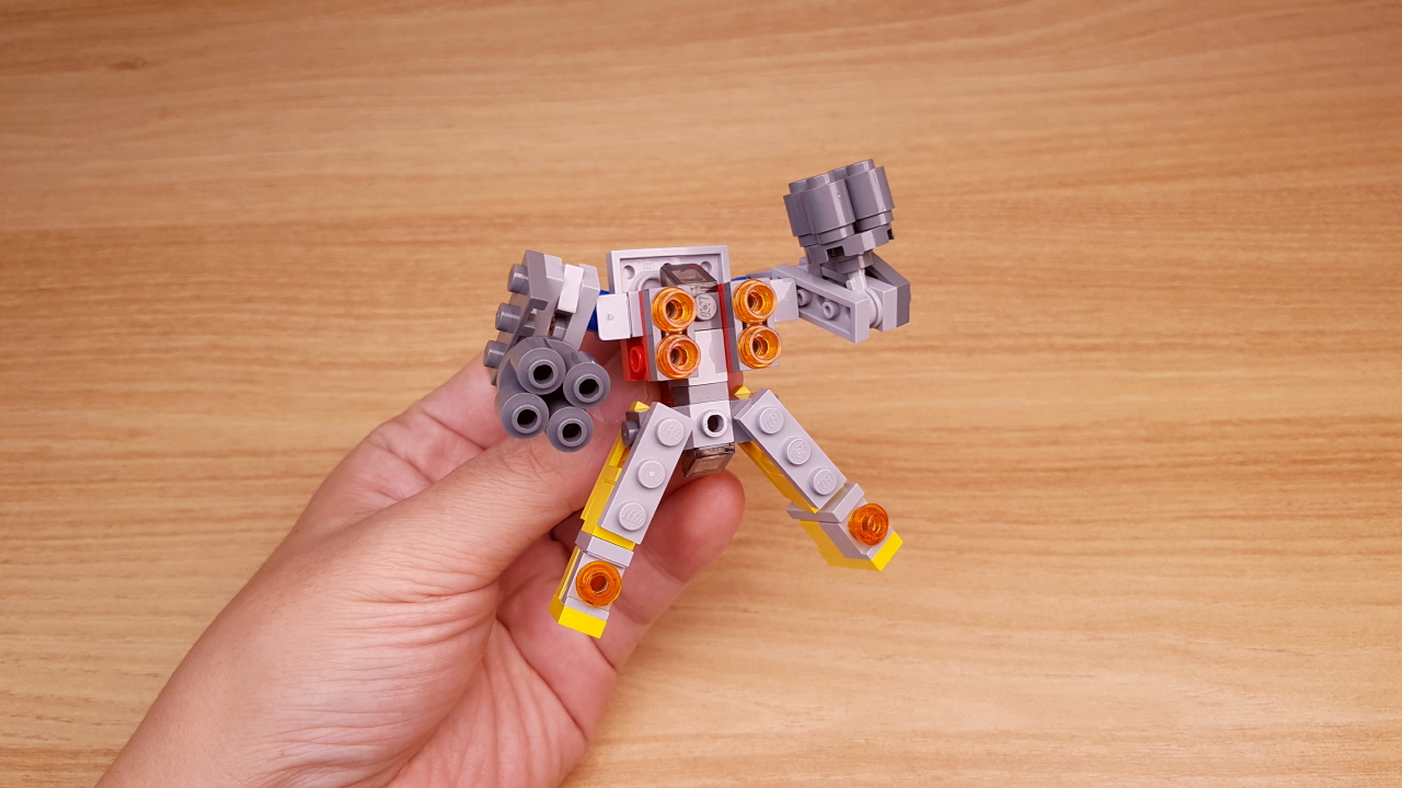 Micro LEGO brick combiner transformer mech - Grayman
 1 - transformation,transformer,LEGO transformer
