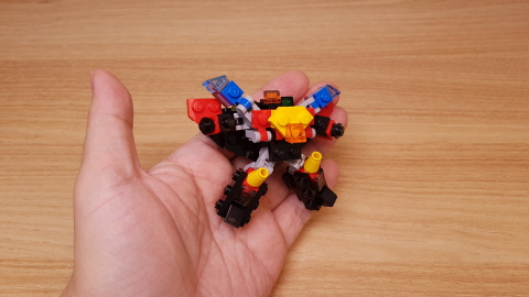 Micro LEGO brick 4 combiner transformer mech - Super Aslan (similar to GaoGaiGar) 2 - transformation,transformer,LEGO transformer