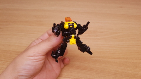 Micro LEGO brick hornet / bee transformer mech - Death Hornet 1 - transformation,transformer,LEGO transformer