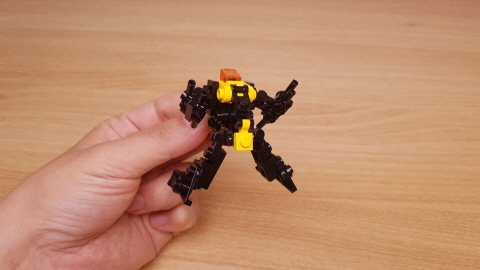Micro LEGO brick hornet / bee transformer mech - Death Hornet 6 - transformation,transformer,LEGO transformer