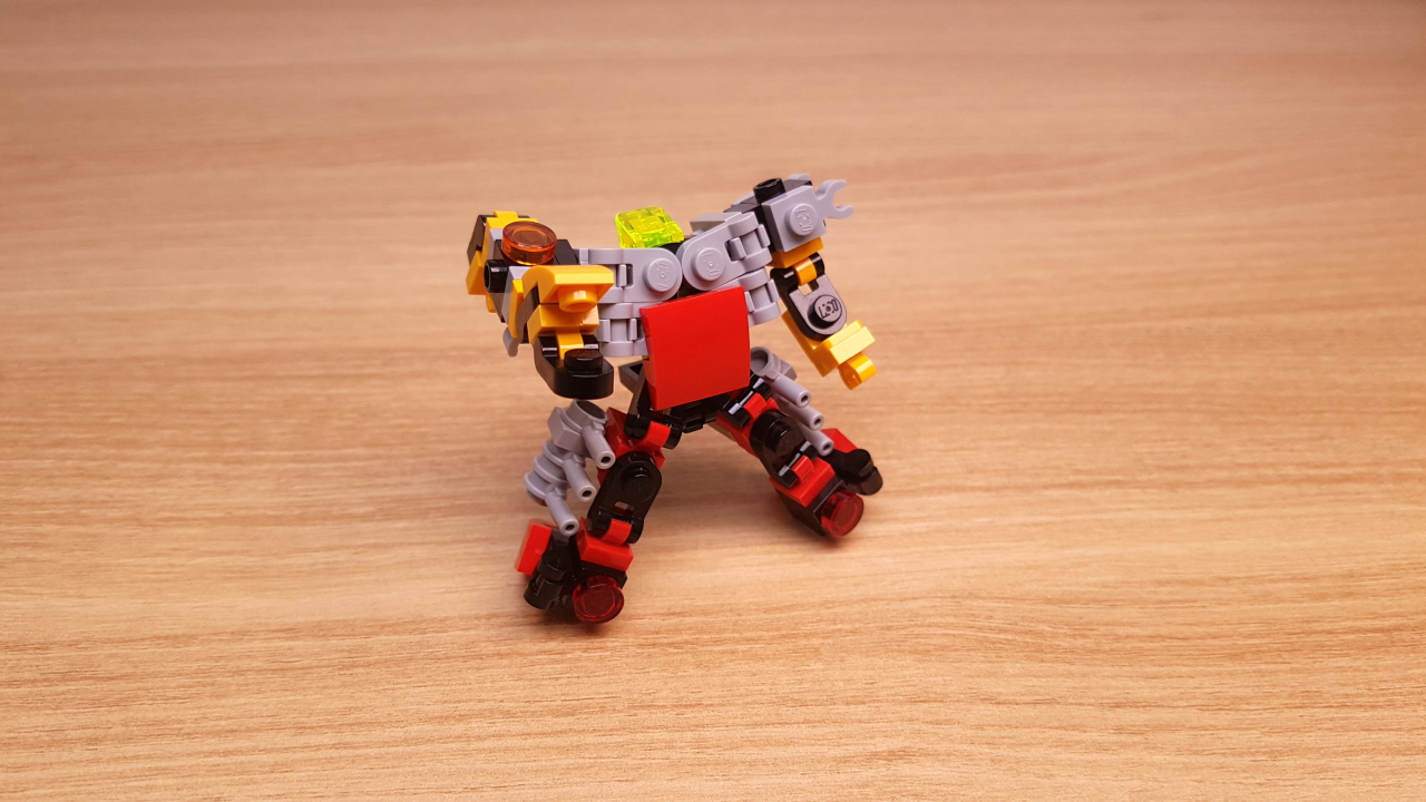Micro LEGO brick bugs combiner transformer mech - Bugking
 1 - transformation,transformer,LEGO transformer