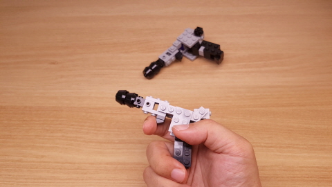 Micro LEGO brick gun transformer mech - Black Trigger 1 - transformation,transformer,LEGO transformer