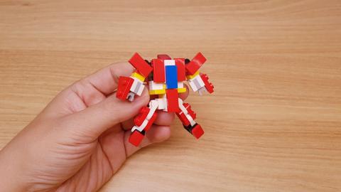 Micro LEGO brick transformer mech - Giant Head
 2 - transformation,transformer,LEGO transformer