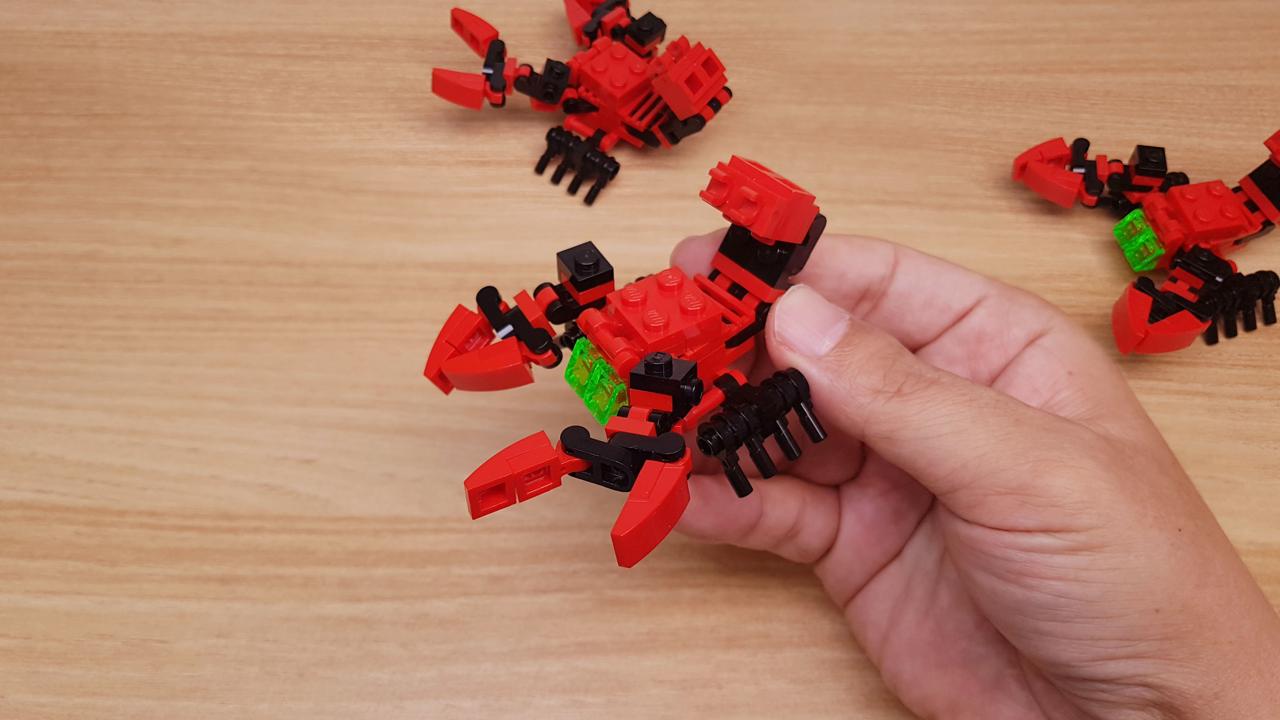 Micro LEGO brick transformer mech - Red Scorpion (Ver.2 for combining)
 2 - transformation,transformer,LEGO transformer