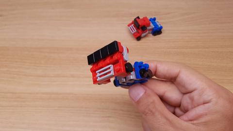 `赤色、青色のトレーラートラック変形ロボ、「ジャンボトラック」
 1 - 変身,変身ロボ,レゴ変身ロボ