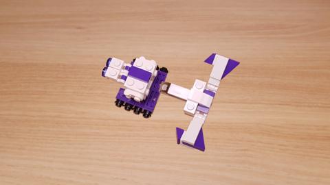 Transform its upper body with a simple connection! Semi-automatic combiner! - Wave Master
 4 - transformation,transformer,LEGO transformer