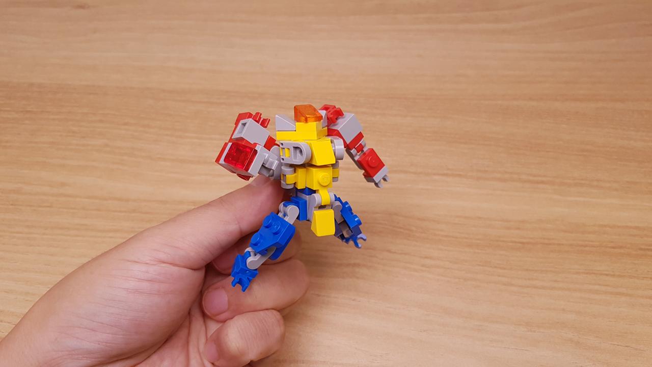 3 Tiny dinosaurs, but when they combine—unstoppable power! - Ultra Dino!
 1 - transformation,transformer,LEGO transformer