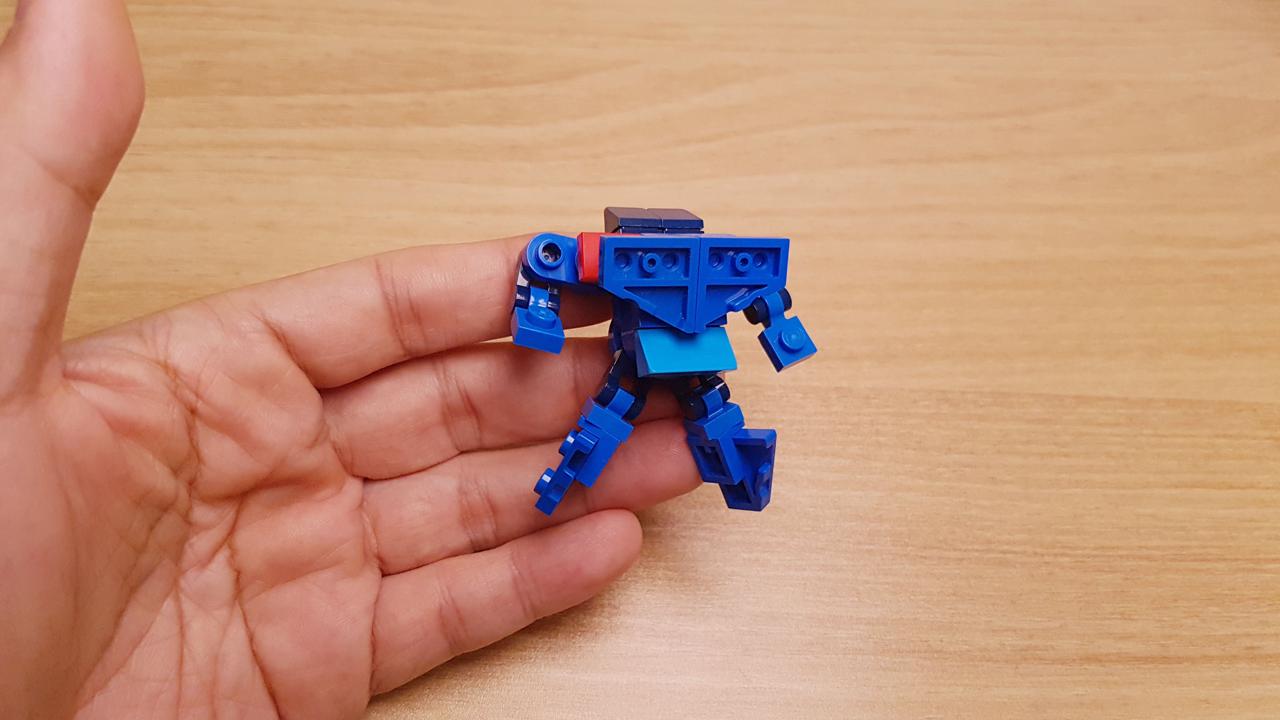 Micro LEGO brick stealth transformer mech - Speed-V
 1 - transformation,transformer,LEGO transformer