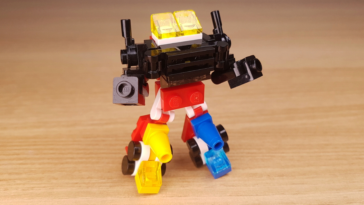 「戦隊ロボ」っぽいレゴミニ4段合体ロボ
 2 - 変身,変身ロボ,レゴ変身ロボ