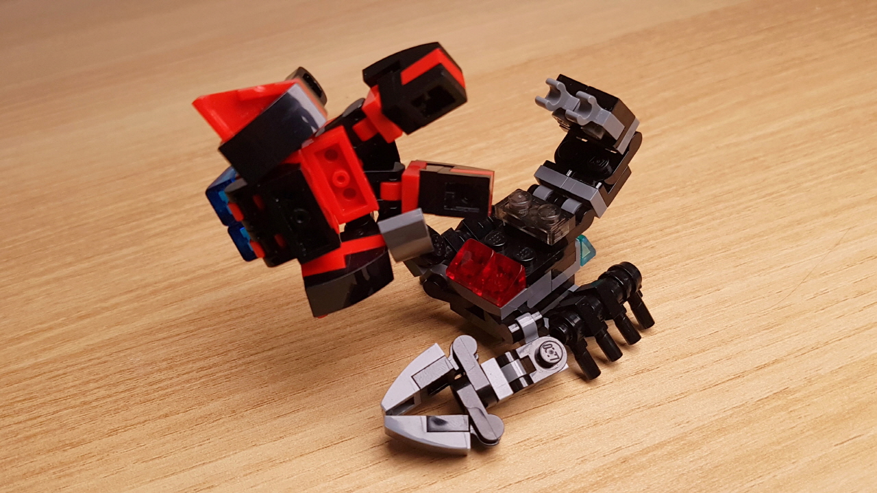 Scorpion Gray Jets - Micro sized Combiner Transformer Robot (similar with Scorponok)
 1 - transformation,transformer,LEGO transformer