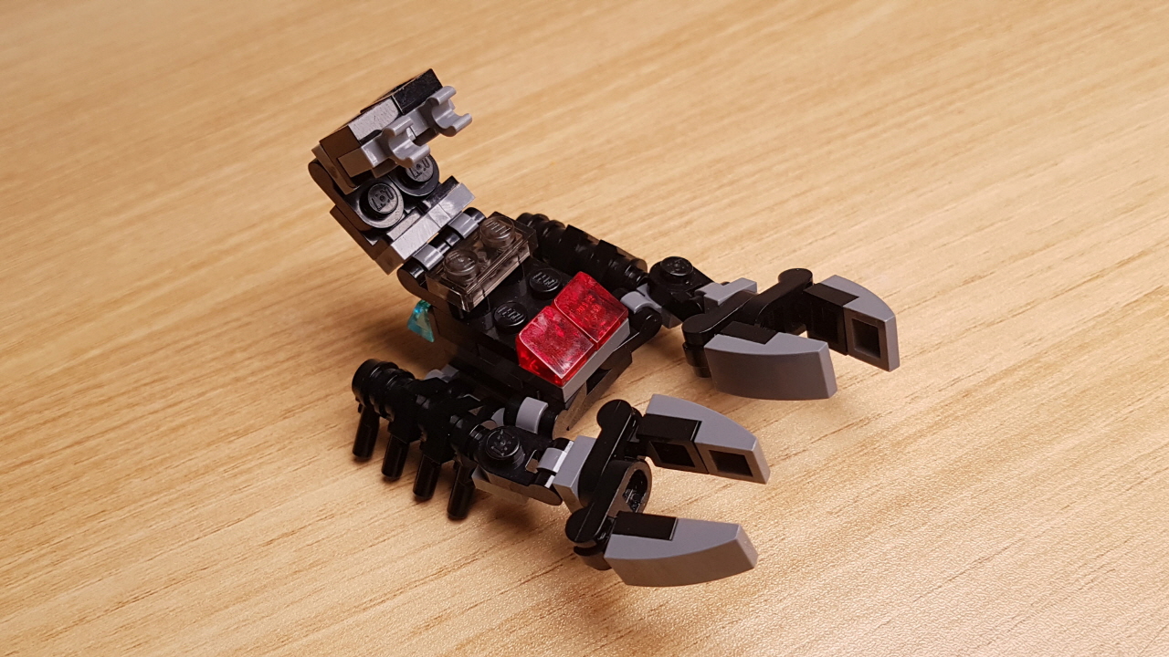 Scorpion Gray Jets - Micro sized Combiner Transformer Robot (similar with Scorponok)
 2 - transformation,transformer,LEGO transformer