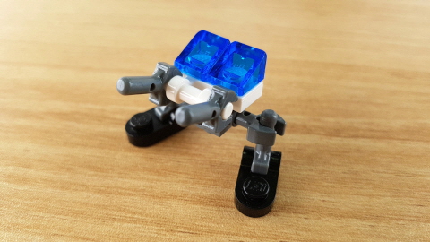 Micro sized Policebot 5 - transformation,transformer,LEGO transformer