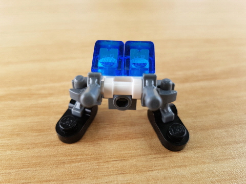 Micro sized Policebot 1 - transformation,transformer,LEGO transformer